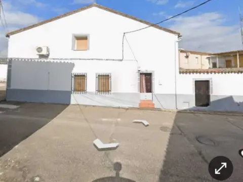 Casa adosada en calle de la Trinidad, 13
