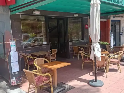 Local comercial en Avenida de Juan Carlos I, 50