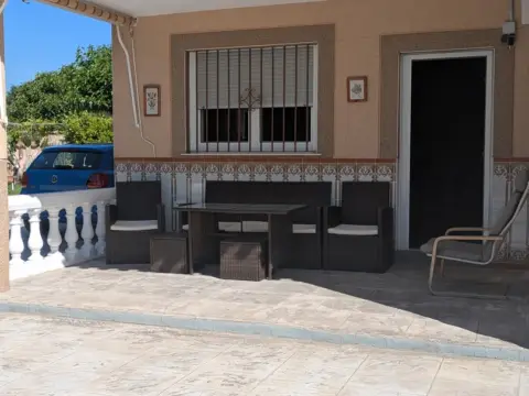 Chalet rústico en Carrer de la Rayal, 13