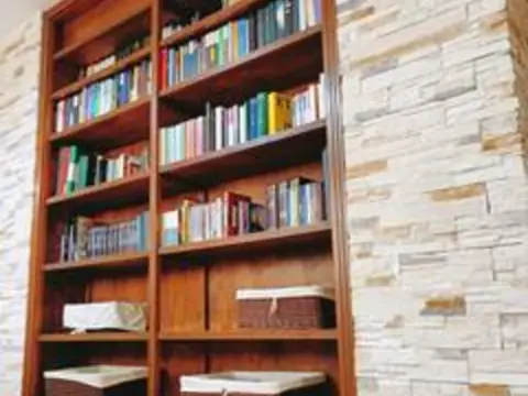 Casa pareada en calle de las Violetas, 4