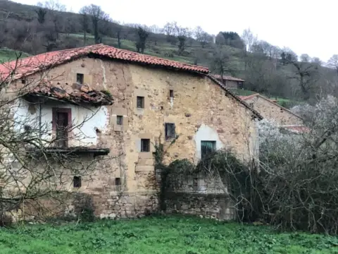 Casa adosada en Poblado Collado, 1031