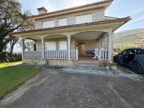 Chalet unifamiliar en calle Vilachan,  6