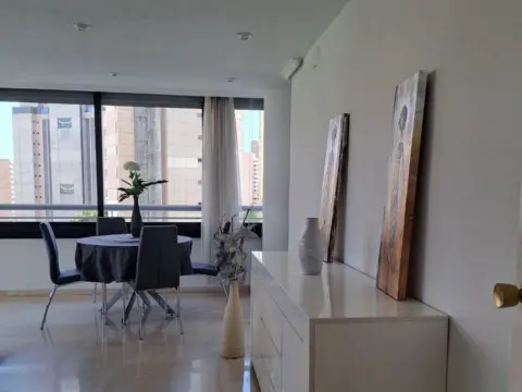 Piso en calle del Esperanto, 27