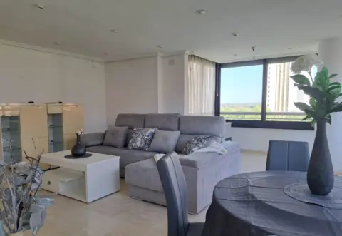 Piso en calle del Esperanto, 27