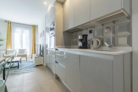 Apartamento en Avenida de la Hispanidad, 12