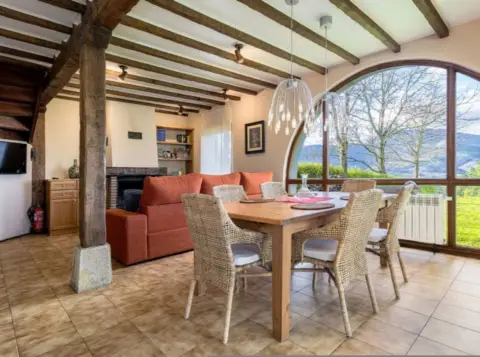 Casa rústica en calle Gasteeta,  2