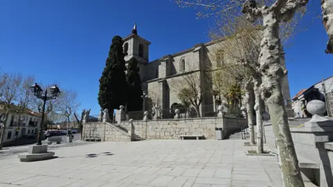 Piso en Plaza de la Iglesia, 5