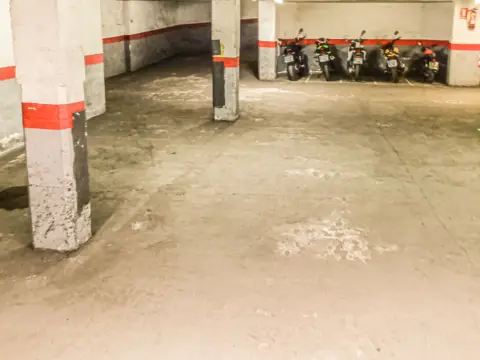 Garaje en Carrer de Sargelet, 5