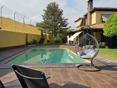 Chalet unifamiliar en calle de la Luna, 32