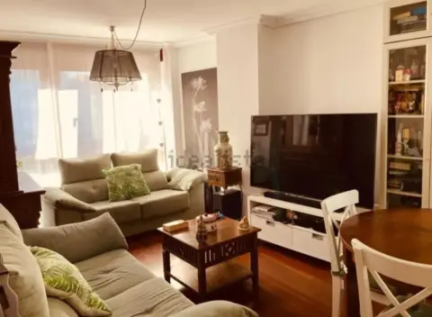 Piso en calle de Luis Hauzeur, 21