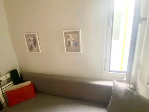 Habitación en calle Infante Carlos De Borbon, 16