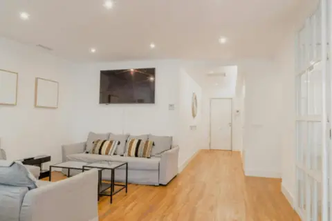 Apartamento en calle de la Corona de Aragón, 26