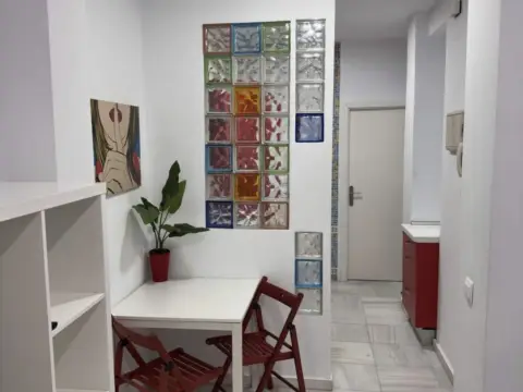 Estudio en calle González Cuadrado, 22