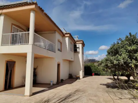 Chalet unifamiliar en Carril de la Escobera, 16