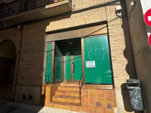 Local comercial en calle de la Marquesa, 9