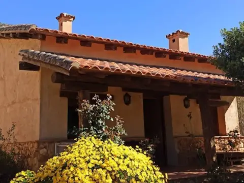 Chalet unifamiliar en Avenida de Talavera de la Reina, 1