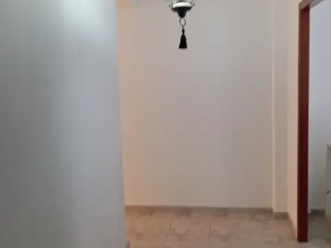 Piso en calle Virgen de la Cinta, 28