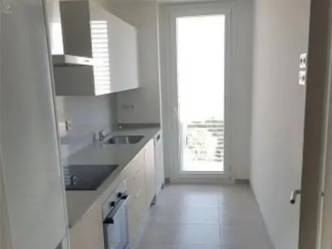 Apartamento en calle de Regueiro, 4