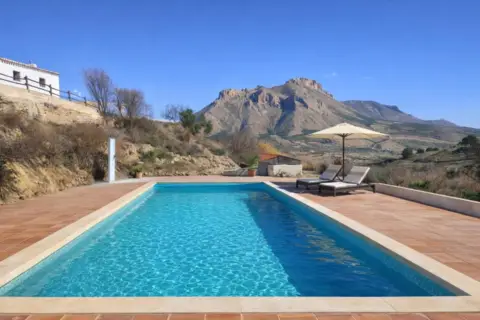 Finca rústica en Canales,  1