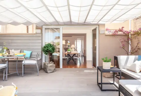 Apartamento en Paseo Marítimo de Pablo Ruiz Picasso, 60