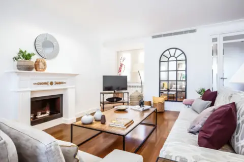 Apartamento en Paseo Marítimo de Pablo Ruiz Picasso, 60