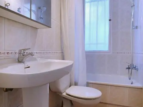 Habitación en Carrer del Mar, 57