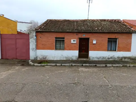 Casa rústica en calle Mayor, 32
