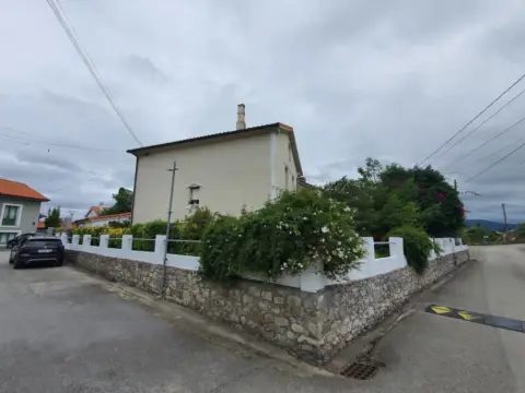 Casa rústica en calle V Hontañón Castán,  326