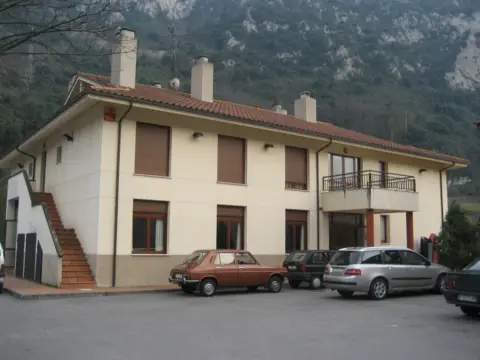 Casa rústica en calle Lugar Savil,  20A