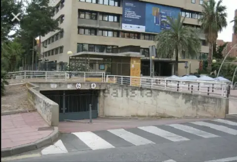 Garaje en Plaza de Santoña, 3