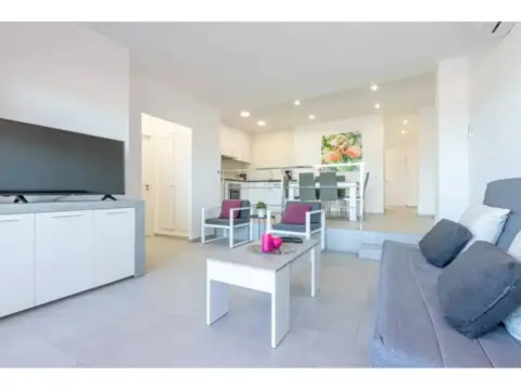 Apartamento en Passeig Marítim, 6