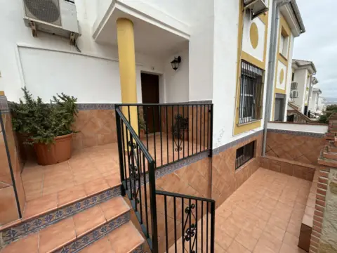 Chalet adosado en calle del Decano Hurtado y Quintana, 31