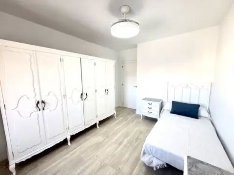 Habitación en calle Salado, 6