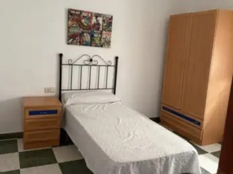 Piso en calle de Sarria, 36