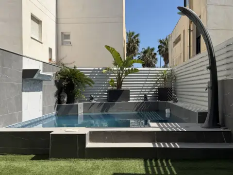 Chalet adosado en Carrer Ausias March, 1