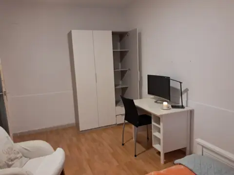 Habitación en Carrer de les Horts, 7