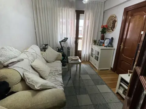 Piso en calle de Lurgorri, 15