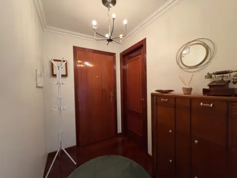 Piso en Travesía de Arteixo, 272