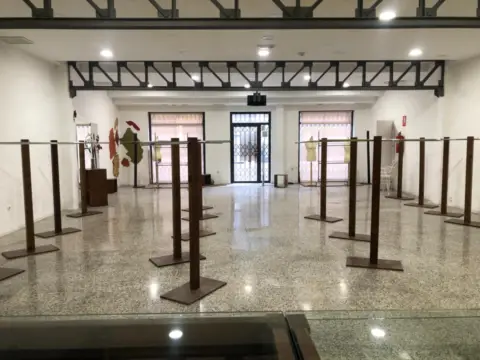 Nave industrial en Ronda de la Constitución, 1