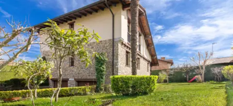 Piso en calle de Ederki, 1