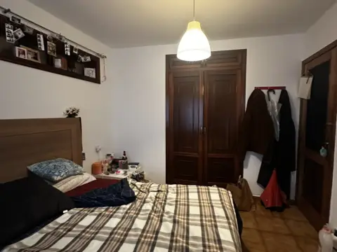 Habitación en Rúa de Teo, 27