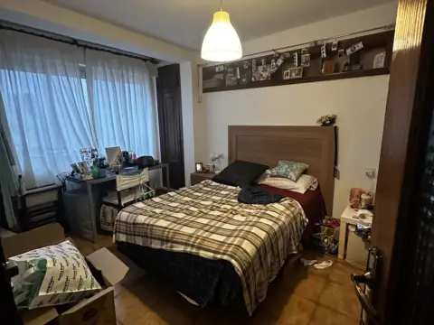 Habitación en Rúa de Teo, 27