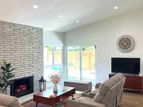 Casa unifamiliar en Urbanización Mina, 51