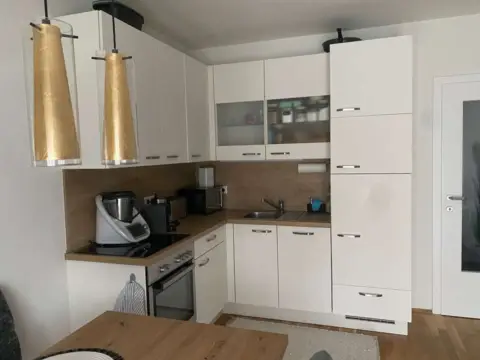 Piso en calle de Eduardo Benítez González, 4