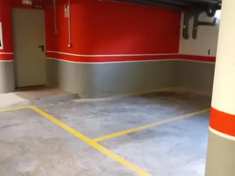 Garaje en Carrer del Cronista Muntaner, 1
