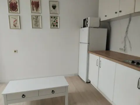 Apartamento en calle de Fuertes Acevedo, 111