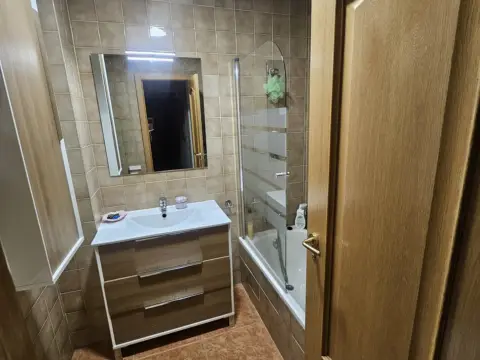Habitación en calle de los Andaluces, 5
