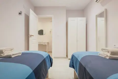 Piso en calle de Santa Joaquina de Vedruna, 16