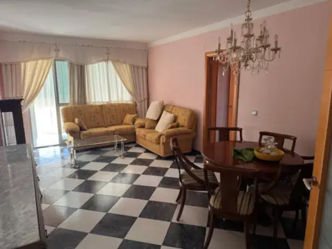 Piso en Carril de Gamarra, 9