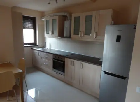 Piso en calle Caba, 4